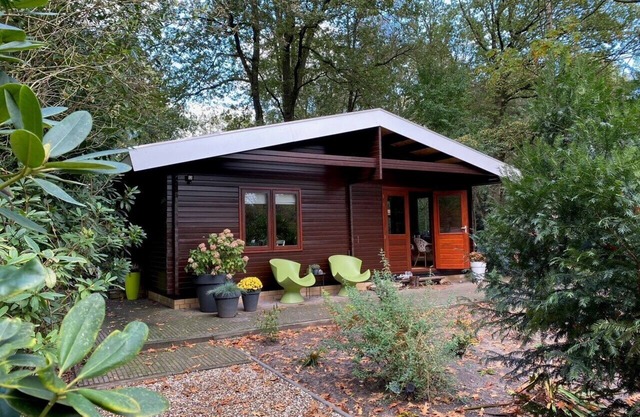 Houten Huis Direct aan Natuurpark Springendal en Nabij Kunststad Ootmarsum