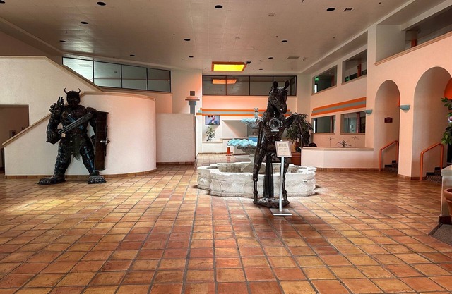 Howard Johnson by Wyndham Gallup