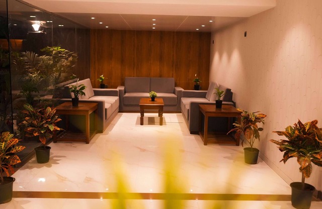 Hsquare Hotel Andheri West