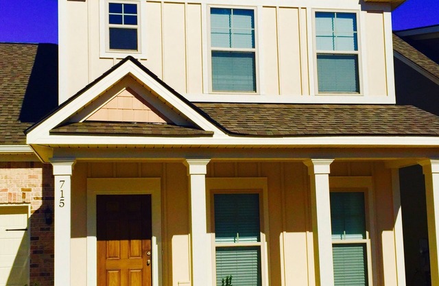 HUGE Reduction on 5 Star Home. Great Masters Location!