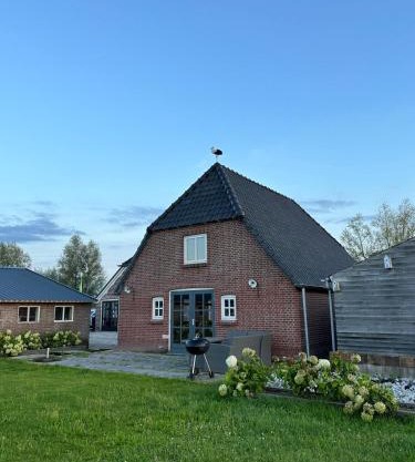 Huisje over de IJssel