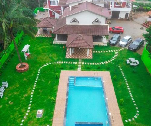 Hulihara Homestay - Pool, 4BH, Home Food, Estate