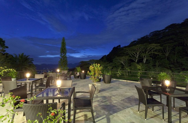 Hunas Falls Hotel