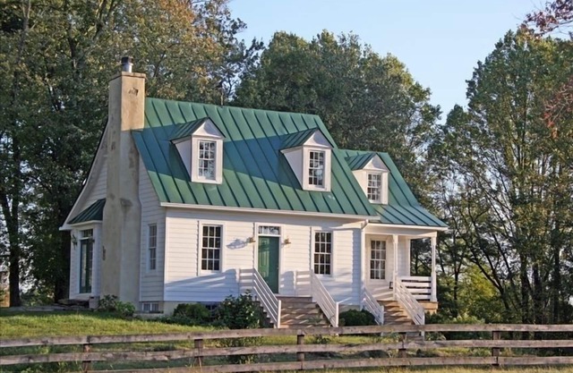 Hunt Box-Antique Filled Cottage on Lowelands Farm-MiddleburgnZONR-2024-012704
