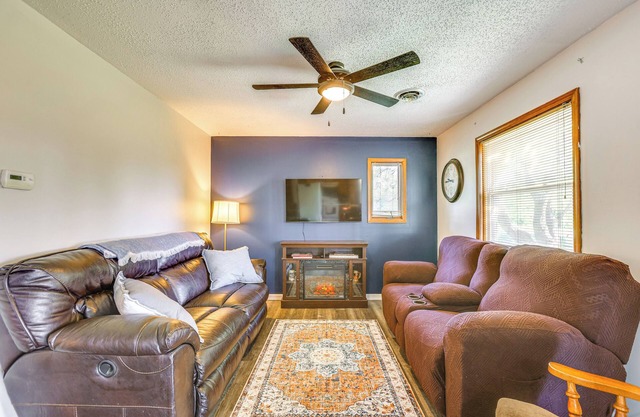 Hunt & Fish: Peaceful Country Escape in Chapman!
