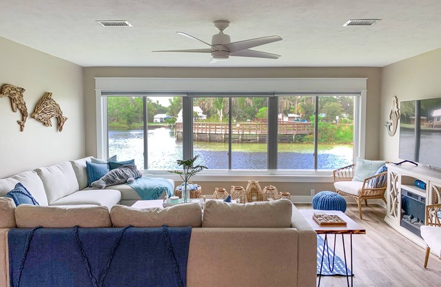 Hunter Springs View, Relaxing Waterfront Retreat - 90 day min