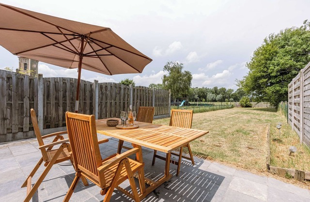 Huswell - Vacation home in Damme with sunny garden and views