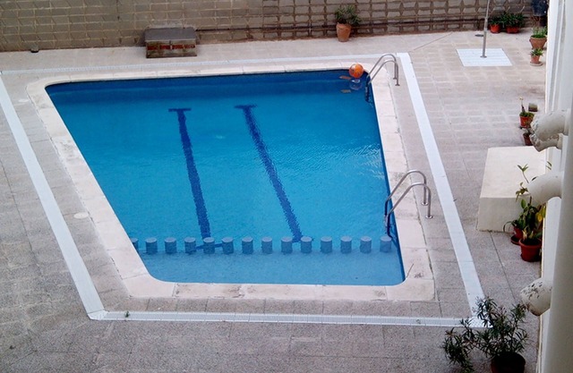 HUTB013315-Apart. oceanfront, 2 bedrooms, pool and parking space