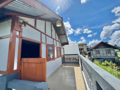 Huto homestay