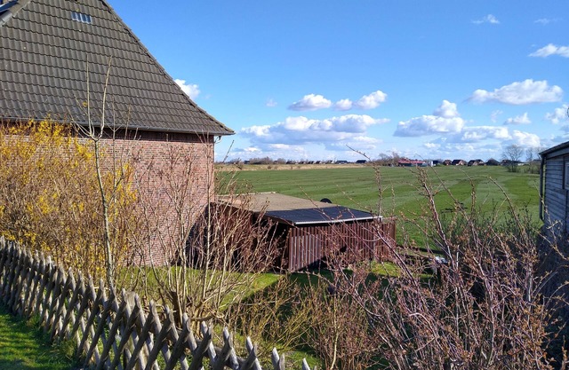 huus no. 11 - Cottage on the dike