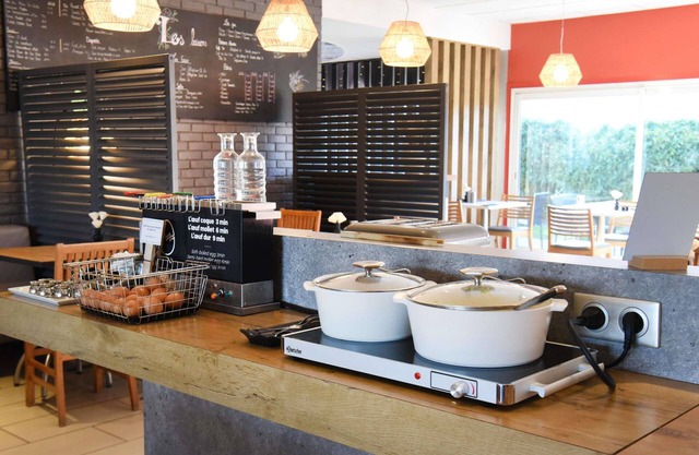 ibis Laval Le Relais d'Armor
