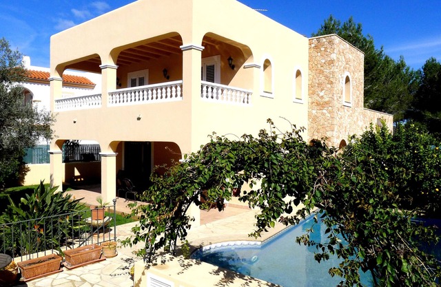 Ideal house to enjoy with your loved ones.