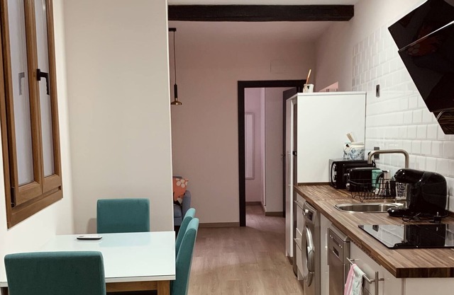 Ideal for families. Pets Allowed. In the heart of the Jerte Valley