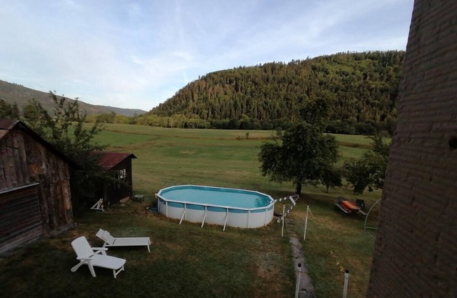 Ideal for paragliders landing on the property