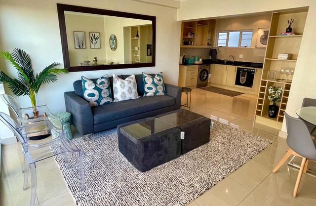 Ideal location, Mouille Point