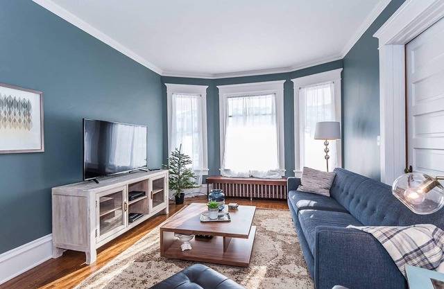 Ideal Location Near Mayo & St. Mary's *6 bedrooms*