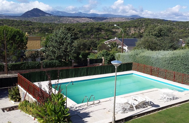 Ideal villa groups or families. POOL and GARDEN