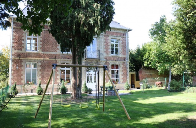 Idyllic 90m² Ground-Floor Cottage with Private Garden, Terrace & Modern Amenities in Romeries