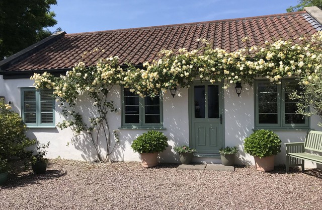 Idyllic Cottage in the heart of Somerset in the foothills of the mendips AONB
