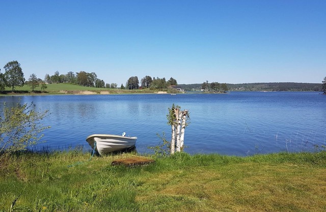 Idyllic place at Hemnessjøen rental.