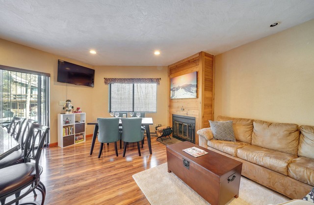 Idyllic Somerset Condo: Ski, Hike & Relax!