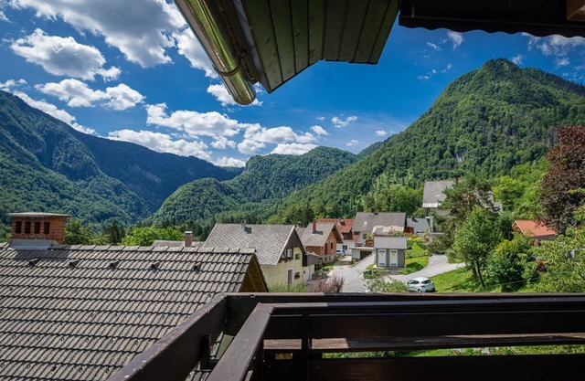 Iglica Apartments - First Floor, Lakes Bled and Bohinj