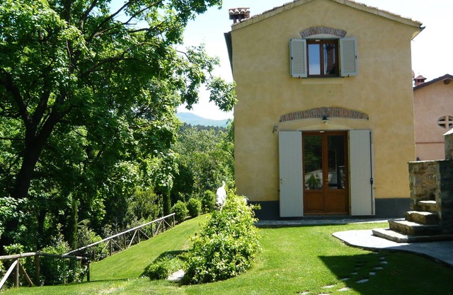 Immersed in a private secular park, equidistant from Cinque Terre and Versilia
