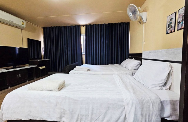 IMPACT Muang Thong Thani,daily rental room, Muang Thong Popular Condo C5