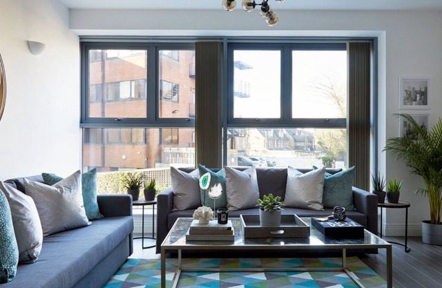 Impressive 2Bedroom/2Bathroom Flat with FREE WIFI and Parking