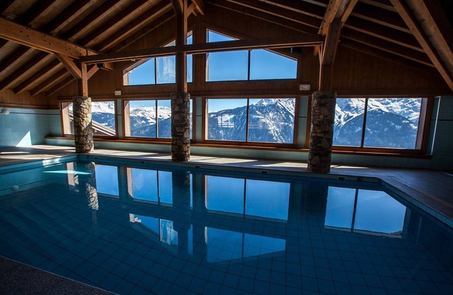 In a luxury MGM chalet with heated pool close to the gondola and slopes