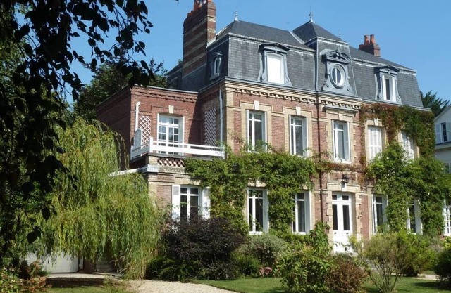 In an enclosed garden in the heart of Rouen