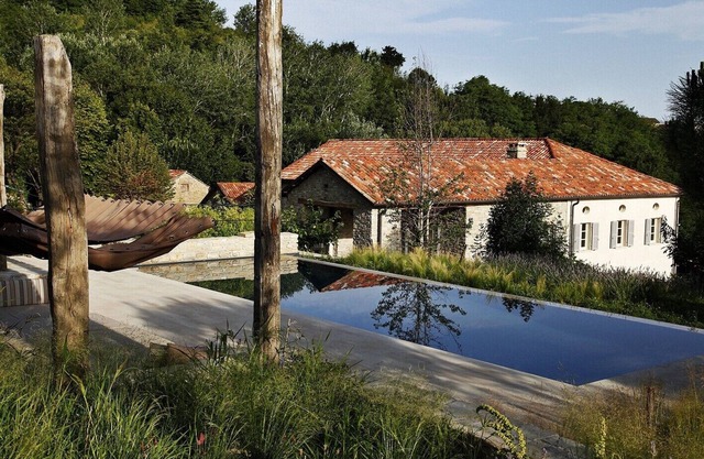 In the Langhe, superb luxurious designed new houses with floor cooling.