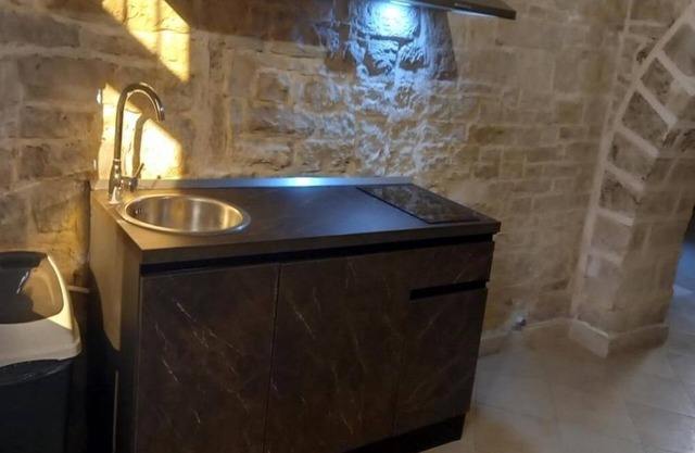 In the very center of Bitonto, pets allowed, historic apartment