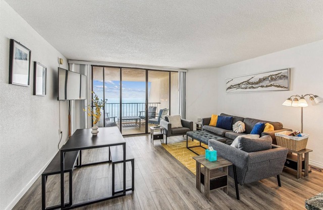 Includes Xplorie Activities and Linens. PYRAMID - 1BR oceanfront condo w/outdoor pool.