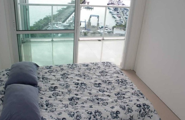 Incredible apartment overlooking All Saints Bay