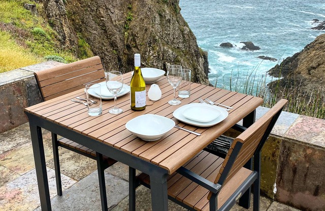 Incredibly Beautiful, Private, Unique Home Perched On The Bluff At Ocean's Edge!
