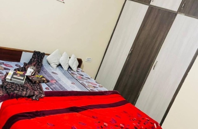Independent/Private Bedroom - Chandigarh