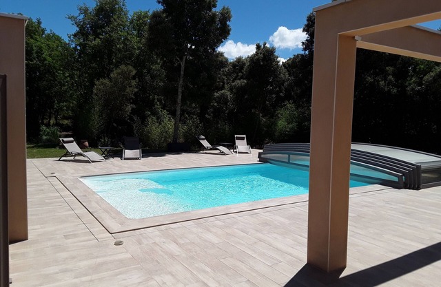 Independent apartment - Air conditioning - Swimming pool - Jacuzzi