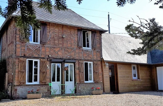 INDEPENDENT HOUSE 20 mins from DEAUVILLE