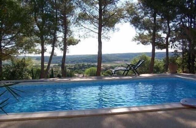 Independent apartment in Languedoc villa with panoramic views