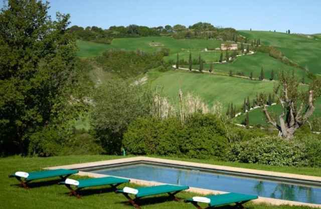 Independent villa set in the most beautiful frame of Val d'Orcia