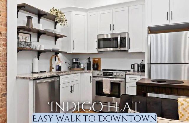 Indigo Flat: Chic Retreat in Downtown Chattanooga