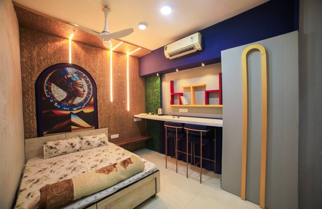 Indulge in stylish luxury & superb hospitality in Nipania, close to all Mallsnnn