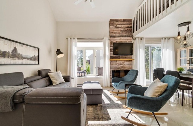 INITIAL - SYLVESTRE - Mont-Sainte-Anne