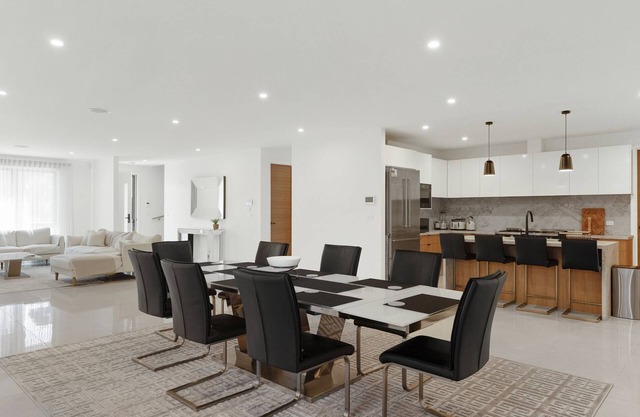 Inlet Paradise in Rhyll