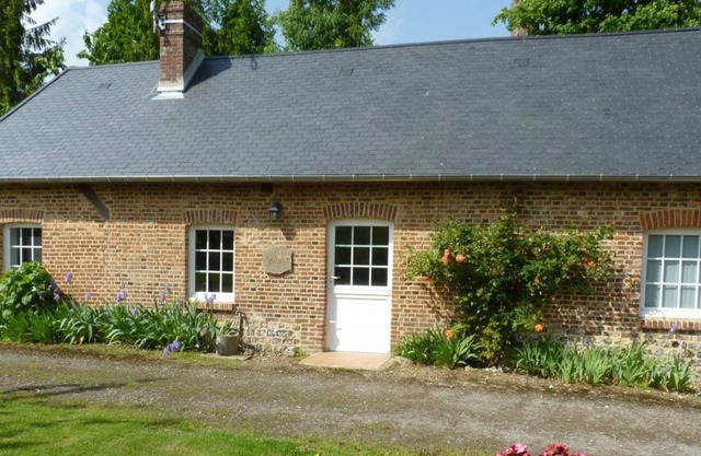 Inn Bourdainville, 2 bedrooms, sleeps 4