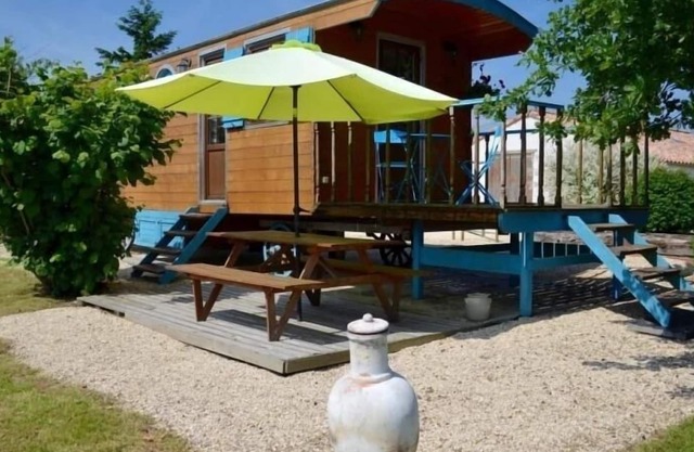 Inn Sainte-Flaive-des-Loups, 1 bedroom, 4 people