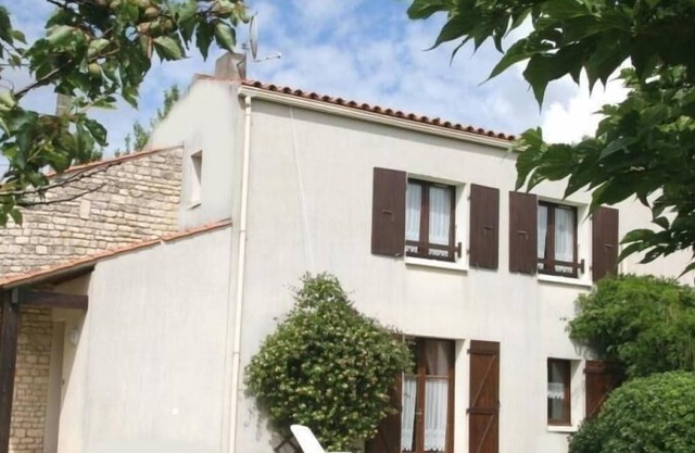 Inn Saint-Aubin-la-Plaine, 2 bedrooms, 4 people