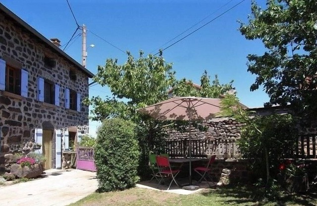 Inn Sanssac-l'Église, 2 bedrooms, 4 people