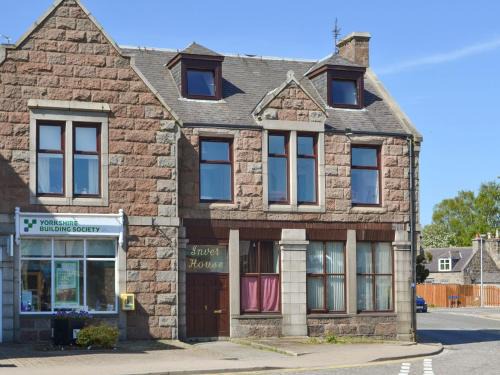 Inver House Apartment